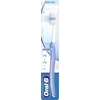 Product Oral-B 123 Indicator Dual Clean 40 Μέτρια Χειροκίνητη Οδοντόβουρτσα 1τμχ thumbnail image