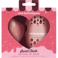 Product Real Techniques Sweet Tooth Batter Up Base Miracle Complexion Sponge + Case Σφουγγαράκι Μακιγιάζ Με Θήκη Ταξιδιού 2τμχ base image