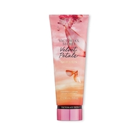 Product Victoria's Secret Velvet Petals Golden Body Lotion 236ml base image