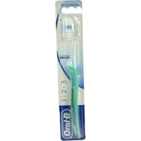 Product Oral-B Indicator Οδοντόβουρτσα Medium 40 base image