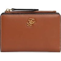 Product Tommy Hilfiger Γυναικείο Μεγάλο Πορτοφόλι Logo Script Plaque Leather Bifold Wallet Καφέ base image