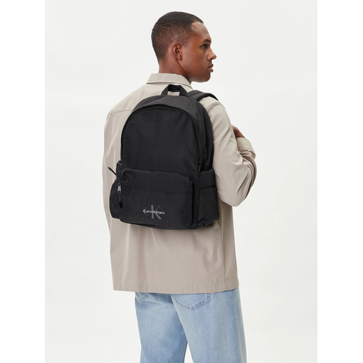Product Calvin Klein Bold Round Backpack Μεγάλο Σακίδιο Πλάτης Μαύρο base image