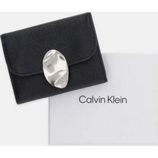 Product Calvin Klein Μικρή Θήκη για Κάρτες Stone Lock Slouchjy RFID από Φυσικό Δέρμα Μαύρη base image