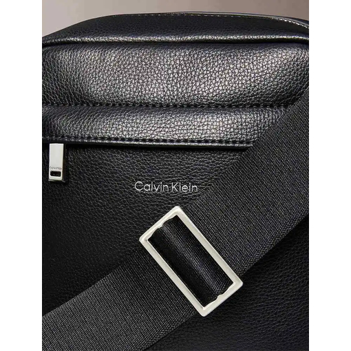 Product Calvin Klein Men's Small Reporter Bag Black base image