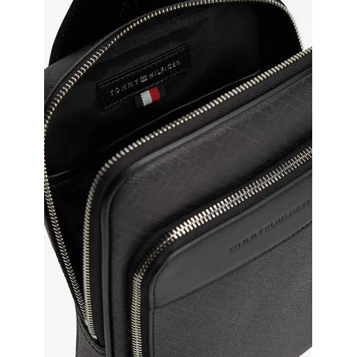 Product Tommy Hilfiger Ανδρική Μικρή Τσάντα Χιαστί Logo Print Μαύρη base image