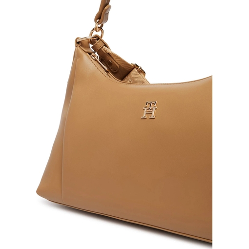 Product Tommy Hilfiger Γυναικεία Μεσαία Τσάντα Ώμου ΤΗ Essential Safari RBC Καφέ base image